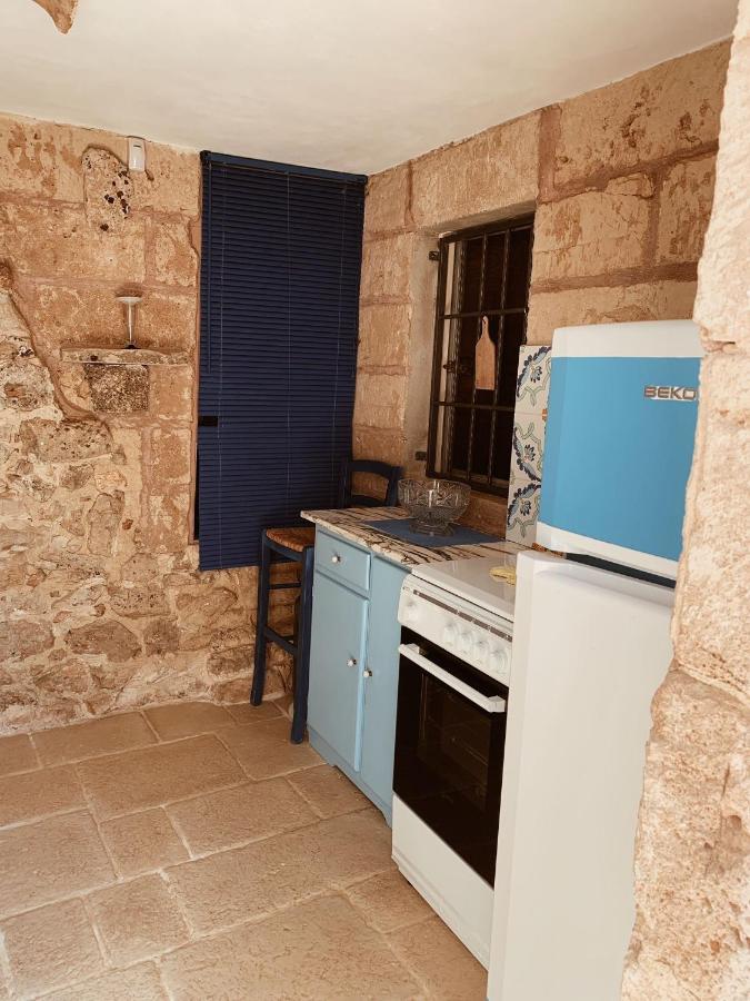 Trullo Contrada Stracca Guest House Алисте Екстериор снимка