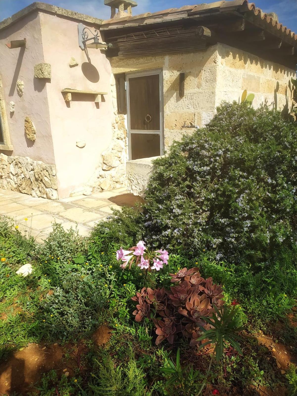 Trullo Contrada Stracca Guest House Алисте Екстериор снимка