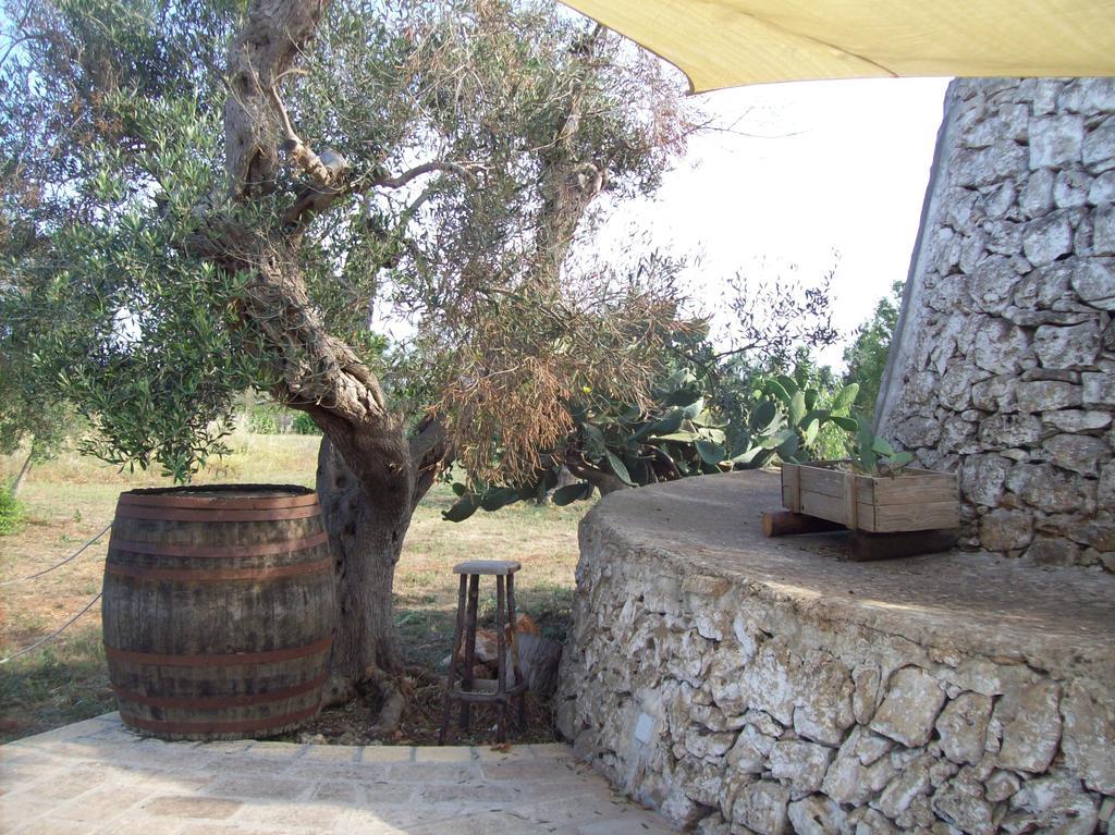 Trullo Contrada Stracca Guest House Алисте Екстериор снимка