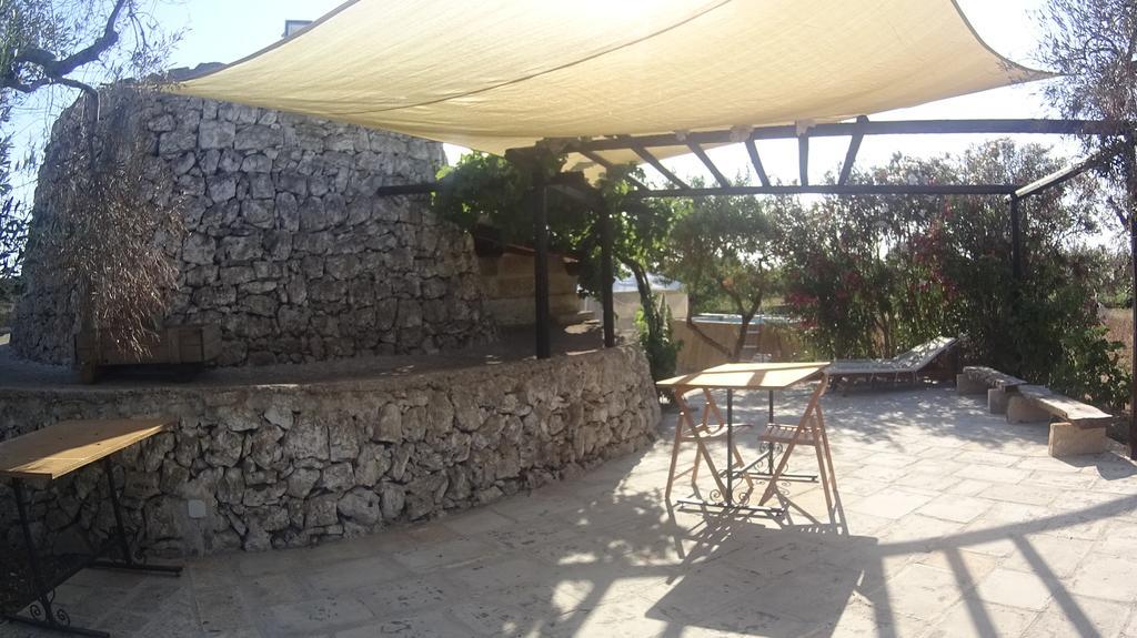 Trullo Contrada Stracca Guest House Алисте Екстериор снимка